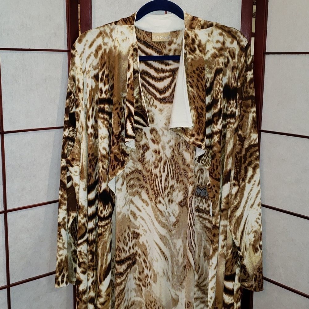 Soft Focus Open-Faced Leopard Print Cardigan - image 2